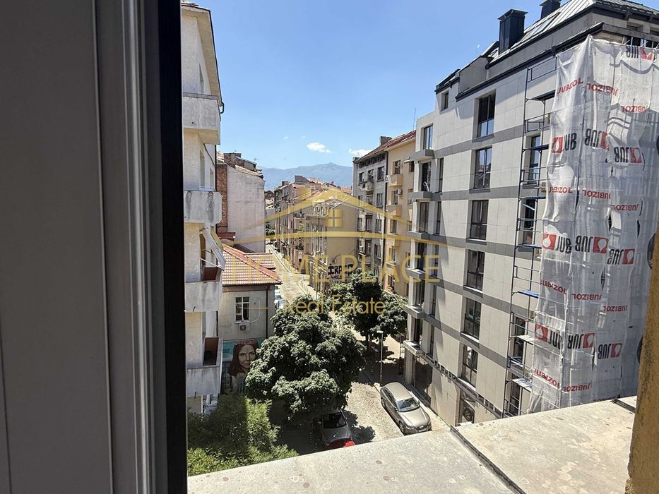 Дава се под наем Едностаен апартамент в Варна, Център - 33 кв.м за 561 € - Снимка #9