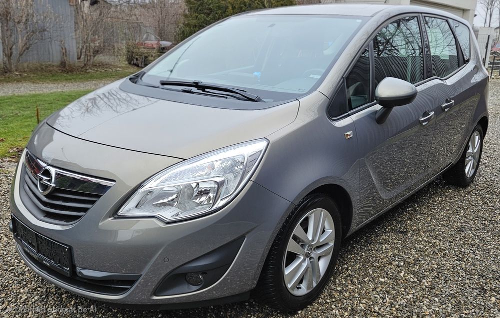 Opel Meriva de vânzare 92600km 1.3d