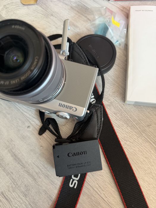 Фотоапарат Canon EOS M100 + обектив 15-45mm | 24MP | Въртящ екран