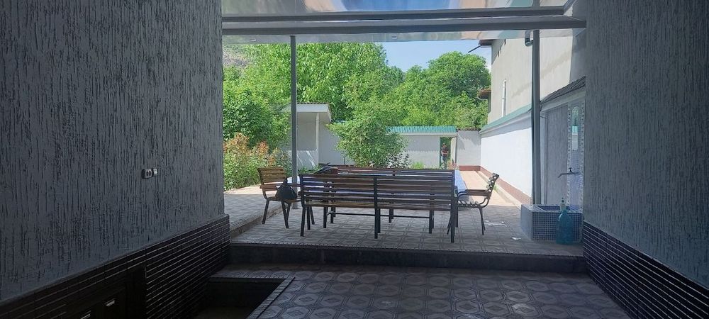 Дача Чарвак, (Бочкани йакинида),Дил нур кафеси йонида