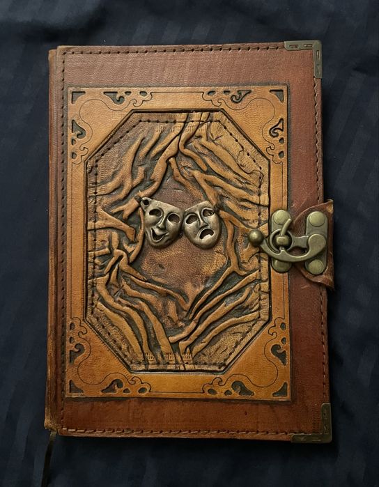 Книги разных жанров