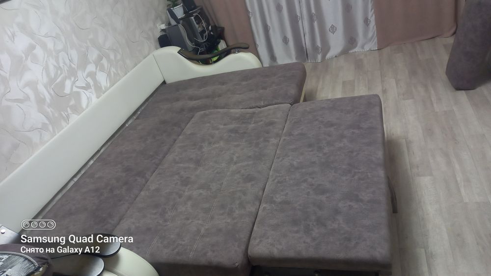 Продам мягкий уголок