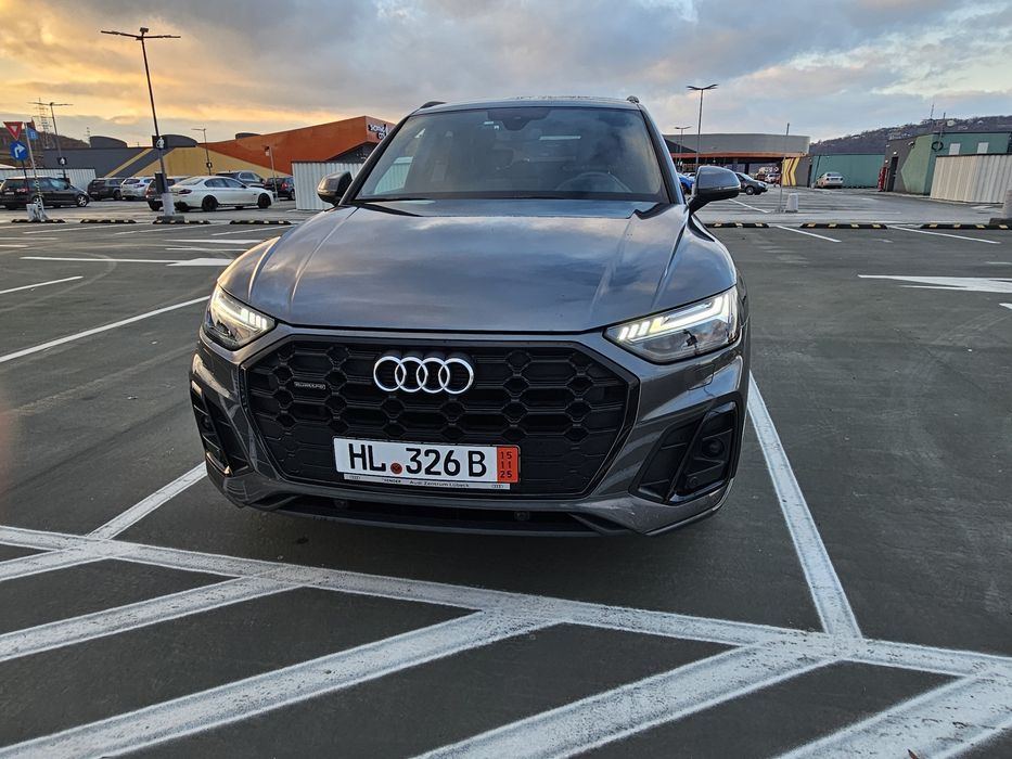 Audi Q5 2.0TDI Quattro S LINE Matrix