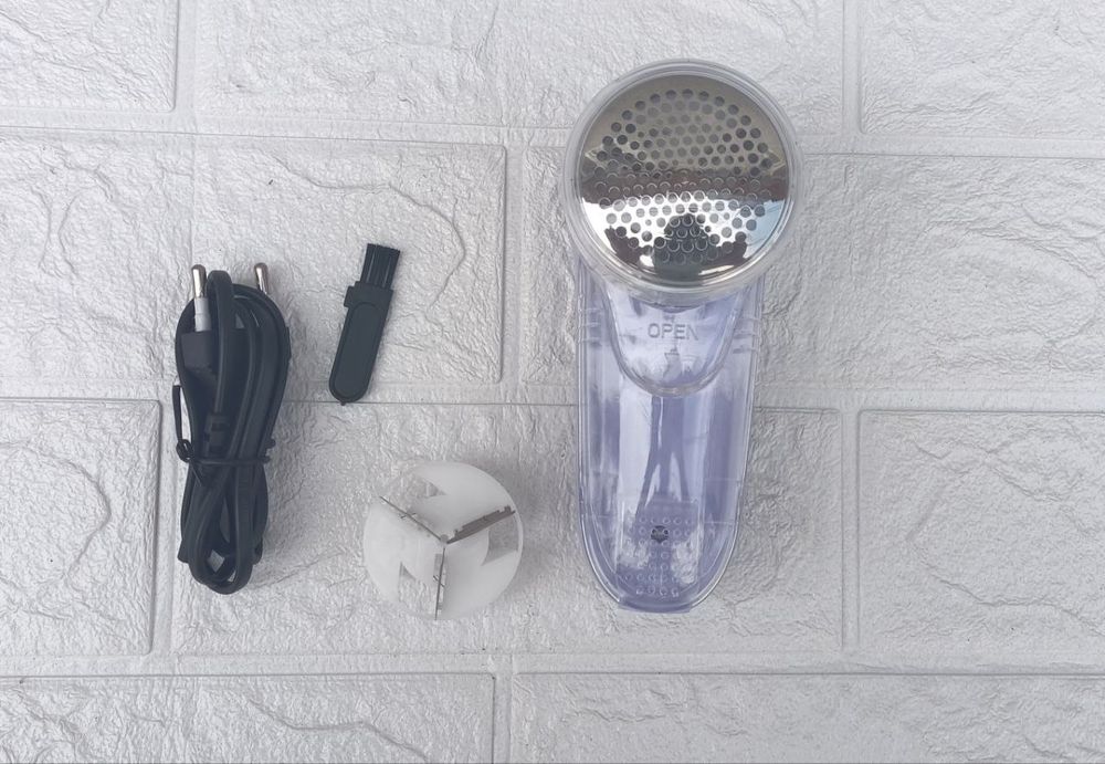 Машинка для удаление катышков