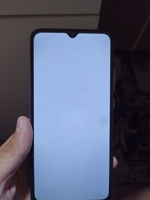 Продаю Redmi 9C 4+2/128