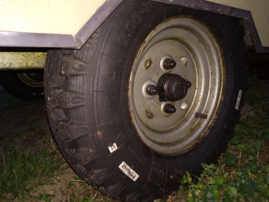 Продавам ремарке палатка без регистрация нови гуми спирачки супер съст