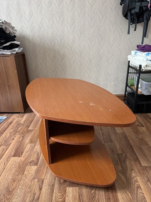 Стол журнальный б/у