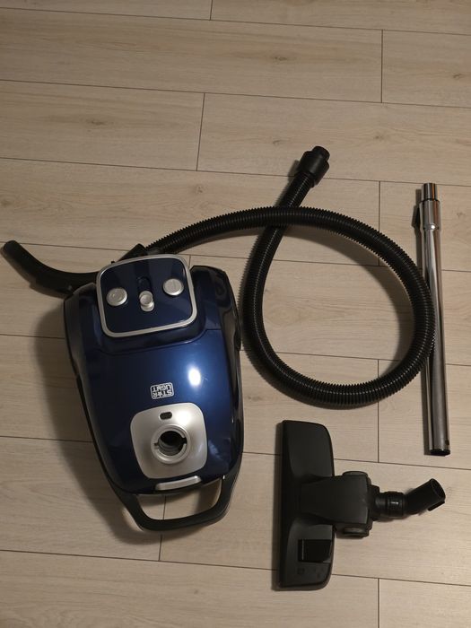 Aspirator cu fir si sac Star Light