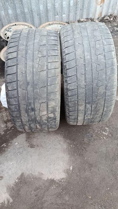 Шины 275/40/19 пара