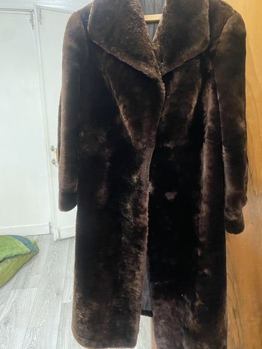 Шуба цигейковая, натуральная.