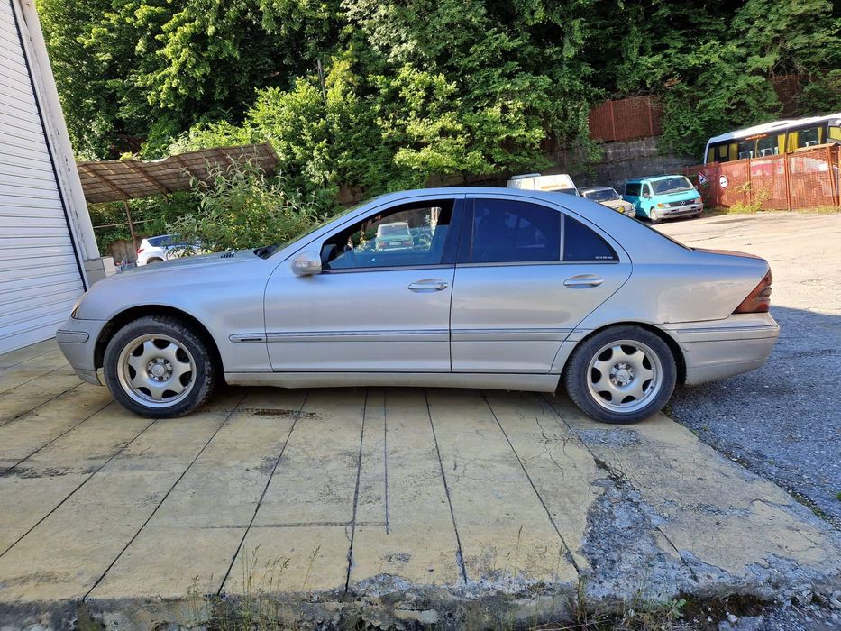 Mercedes W203 C270CDI 170кс седан автоматик НА ЧАСТИ!