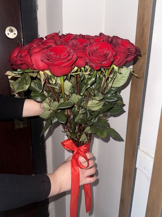 Продаю букет роз 30 шт