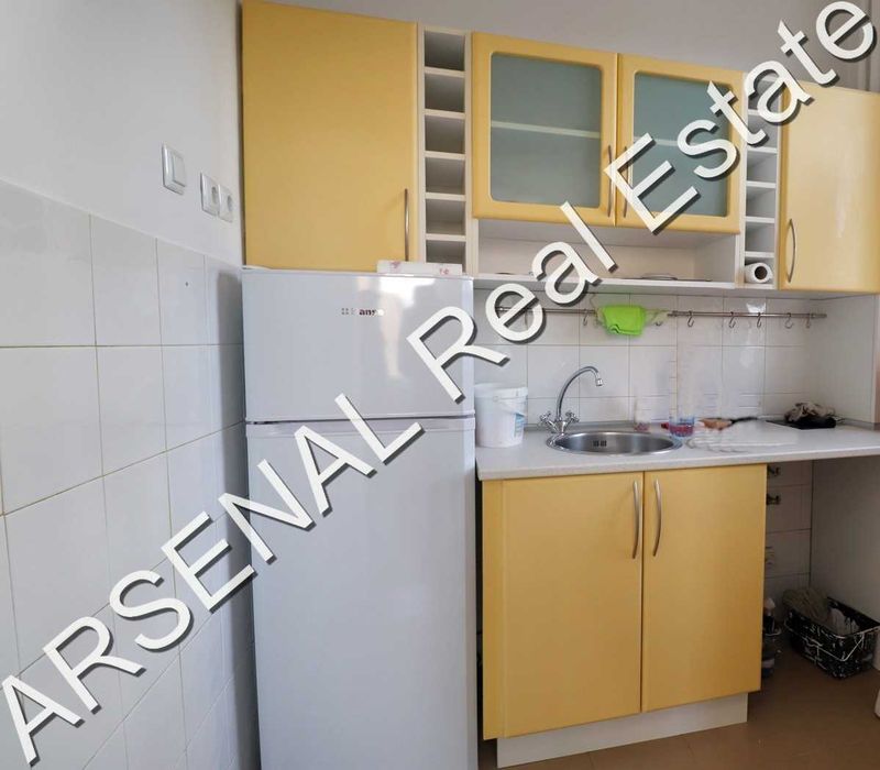 Дава се под наем Офис в София, Център - 135 кв.м за 1000 € - Снимка #1