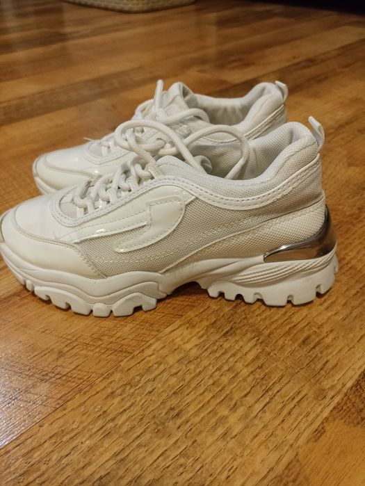 Adidași fetițe Nr 33