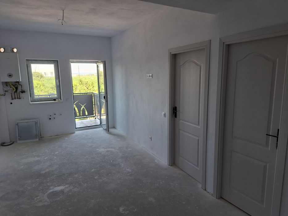 Vanzare apartament 4 camere 76mp bloc nou