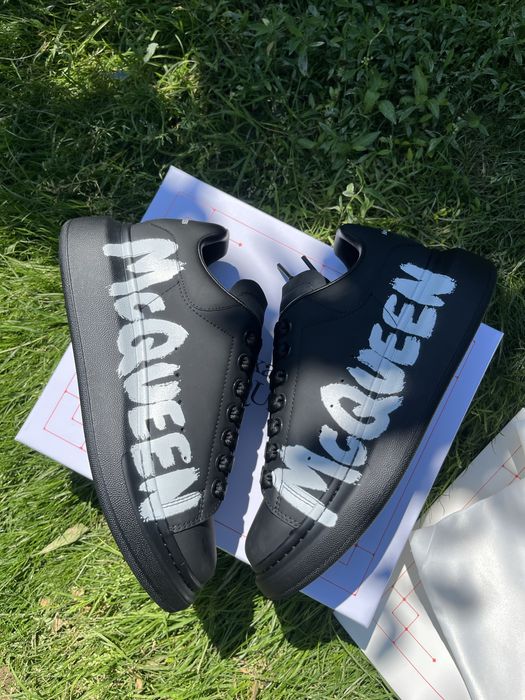 Alexander Mcqueen