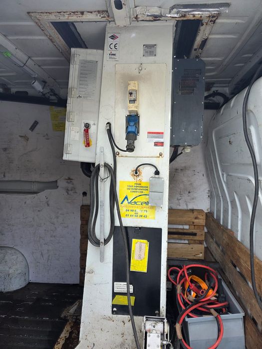 Автовишка Рено Мастер 2.3 Dci