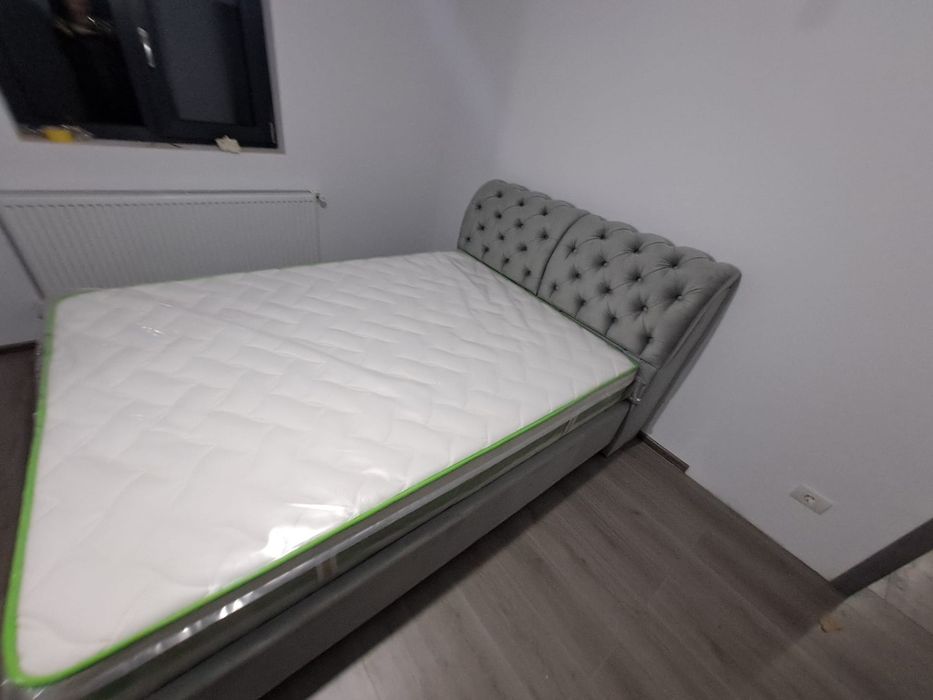 Vând pat matrimonial 140x200 cm