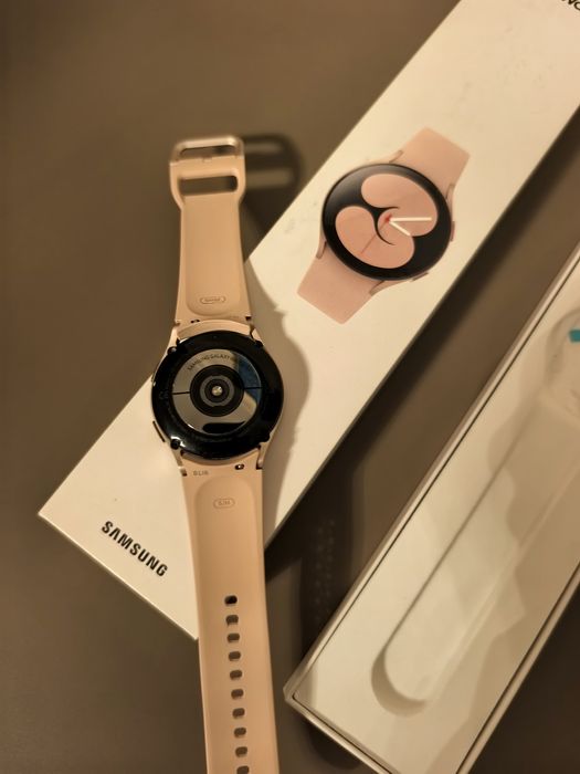 Samsung Galaxy Watch 4 40mm Pink Gold