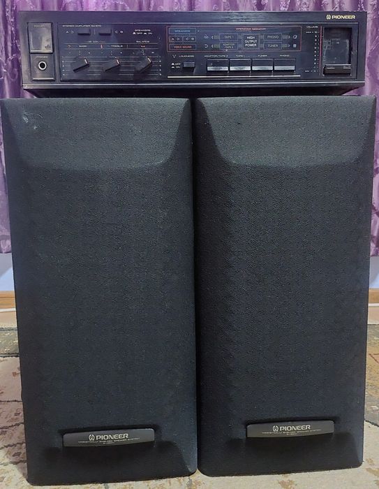 Set Amplificator Stereo Pioneer SA-570 si boxe Pioneer S-J320V