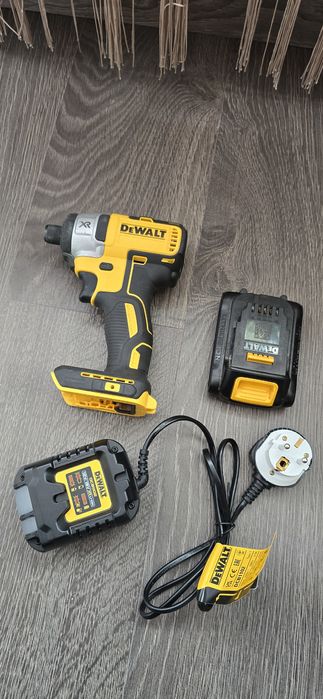 Scule  Dewalt  fara perii  import Usa