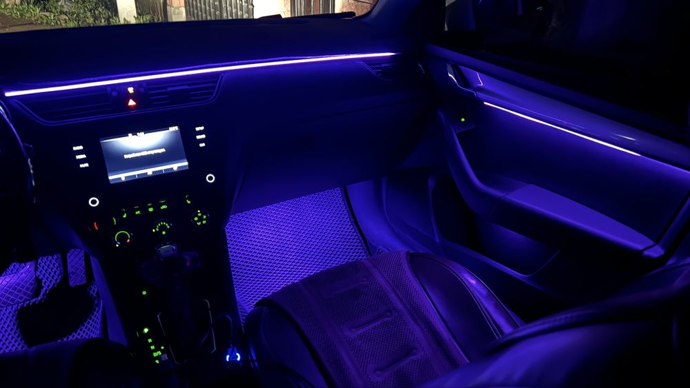 Подсветка салона авто
