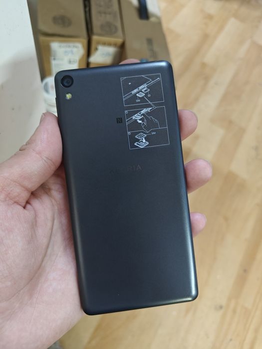 Sony Xperia E5 продам