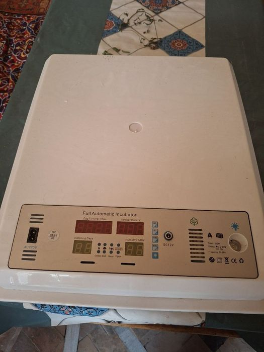 Инкубатор 70 талик