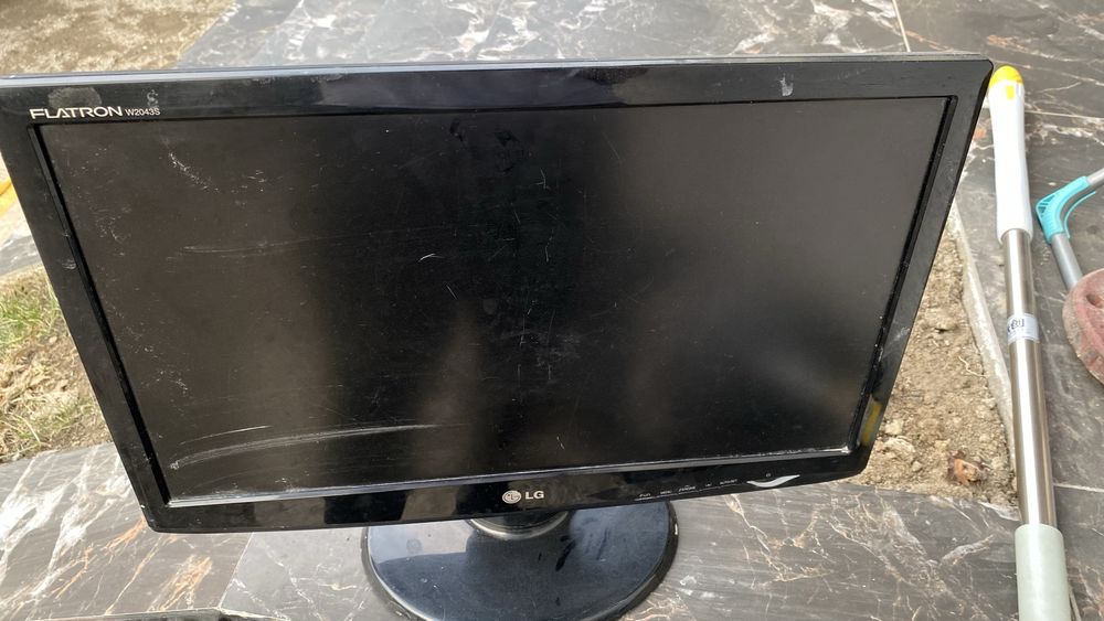 Монитор компьютер