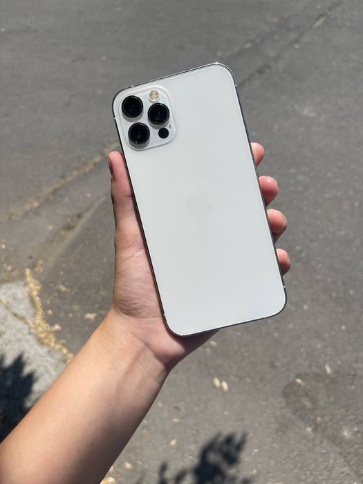 Iphone 12 pro белый идеал