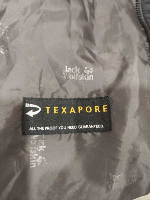 Туристическо яке Jack Wolfskin