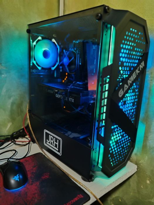 Pc calculator i7  citeste anuntul