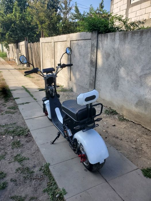Scuter electric cu acte
