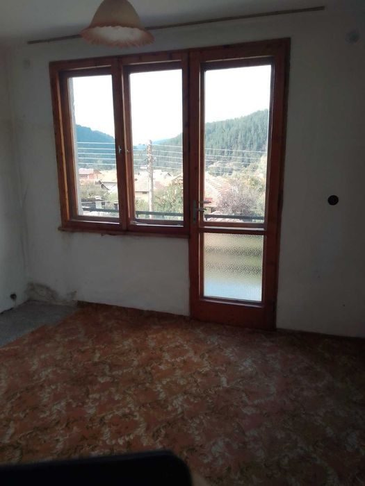 Продава се Къща в с. Говедарци, Област София-област - 314 кв.м за 349 €/кв.м - Снимка #6