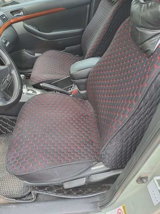 Чехлы на передние сиденья