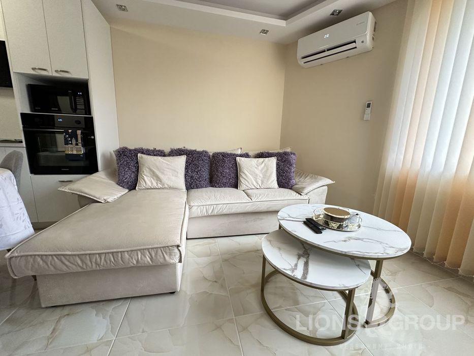 Дава се под наем Тристаен апартамент в Варна, Възраждане 3 - 76 кв.м за 648.21 € - Снимка #4