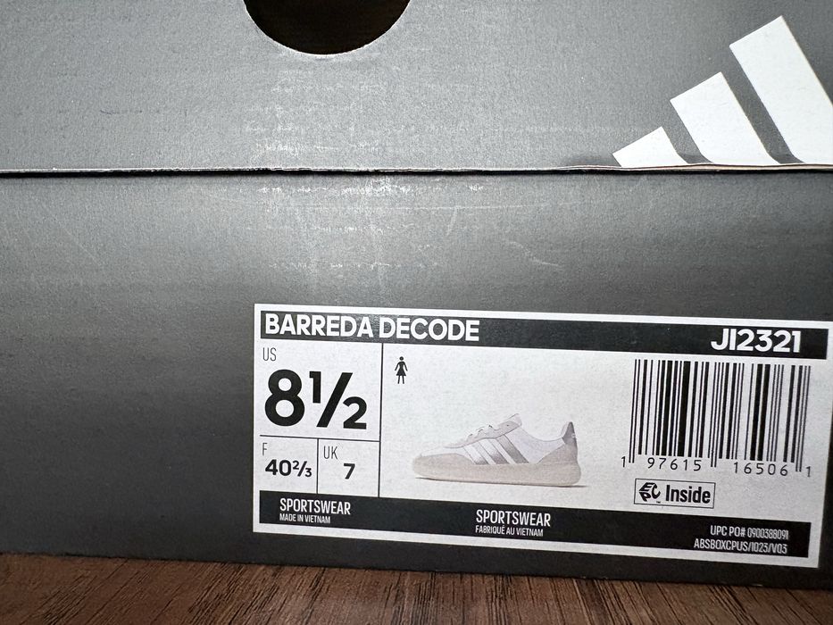 Кроссовки Adidas Barreda Decode