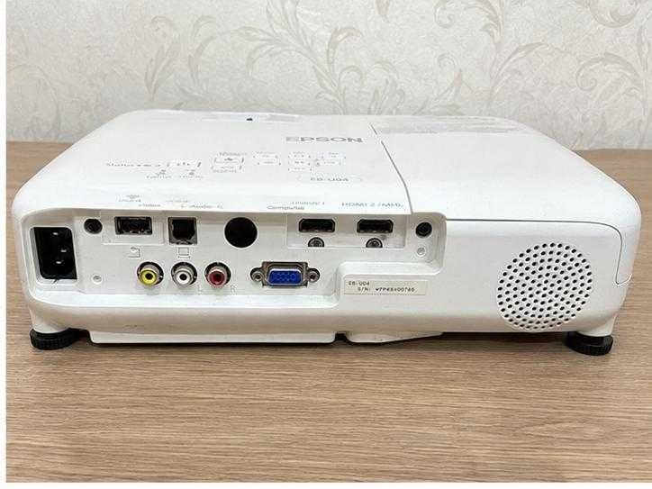 Проектор Epson EB-U04 [3LCD, 1920x1200, 3000 lm, HDMI