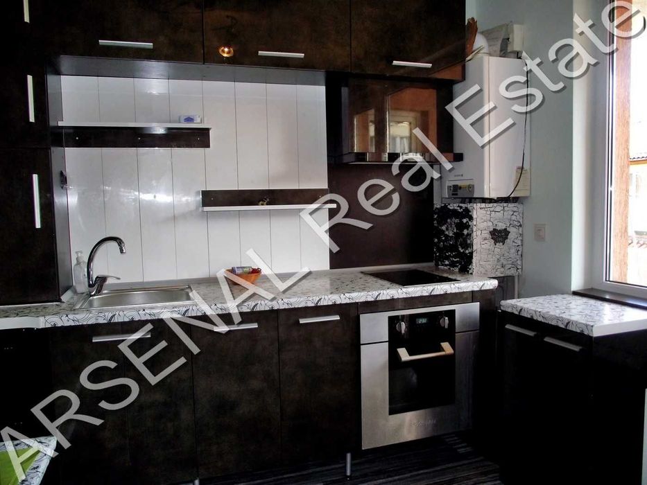 Тристаен апартамент под наем, Витоша