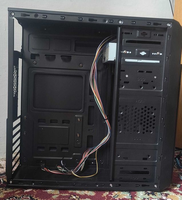 Carcasa PC Delux