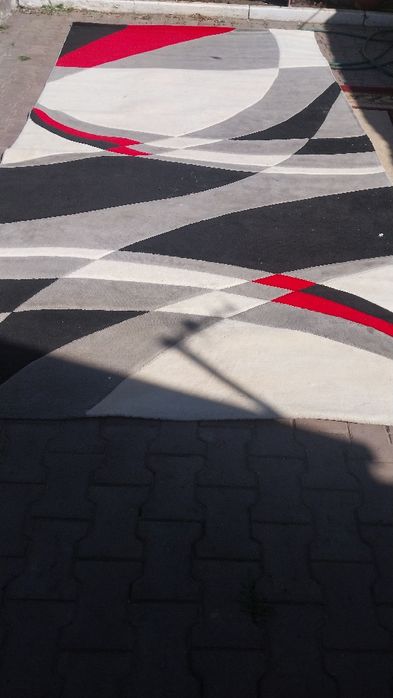 Продам ковёр б/у 2×4м