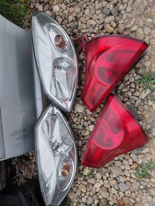 stopuri dacia sandero