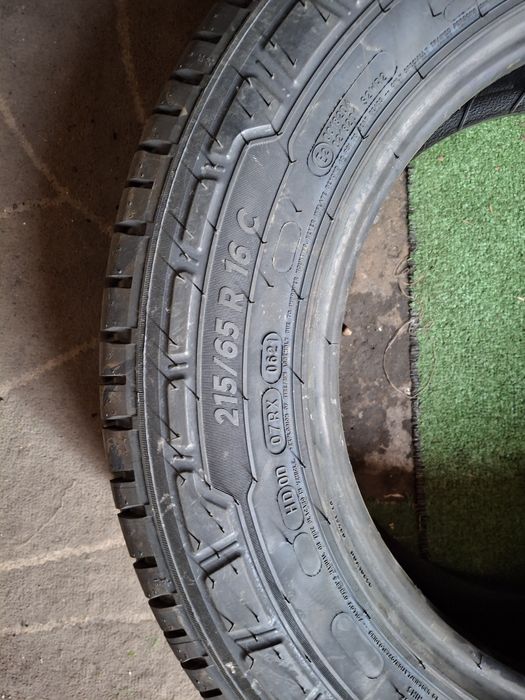 215 65 16C Michelin DOT 2021 vara NOI