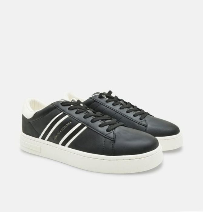Vând adidași Armani exchange
