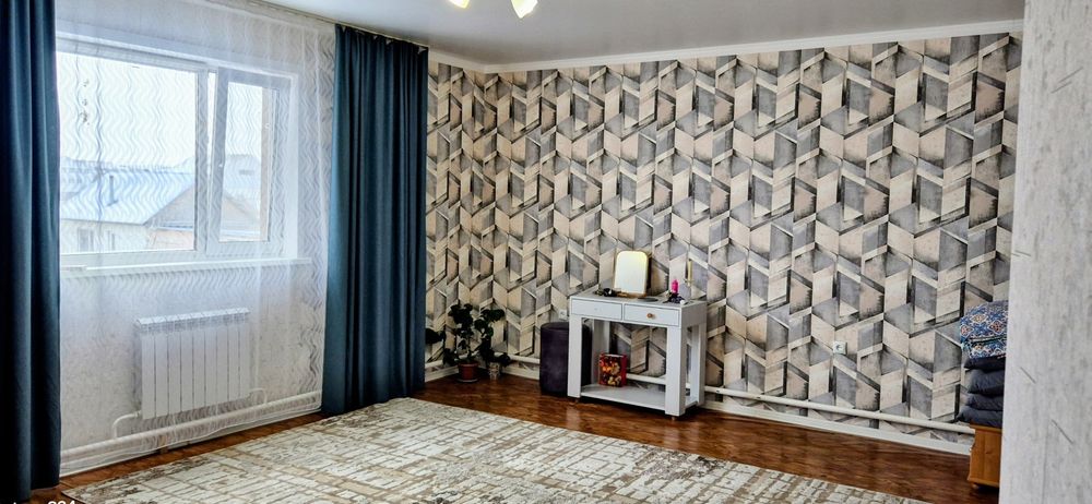 Продам 2 этажный коттедж