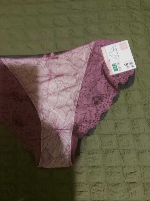 Комплект Нови бикини 2бр. И Ново боди