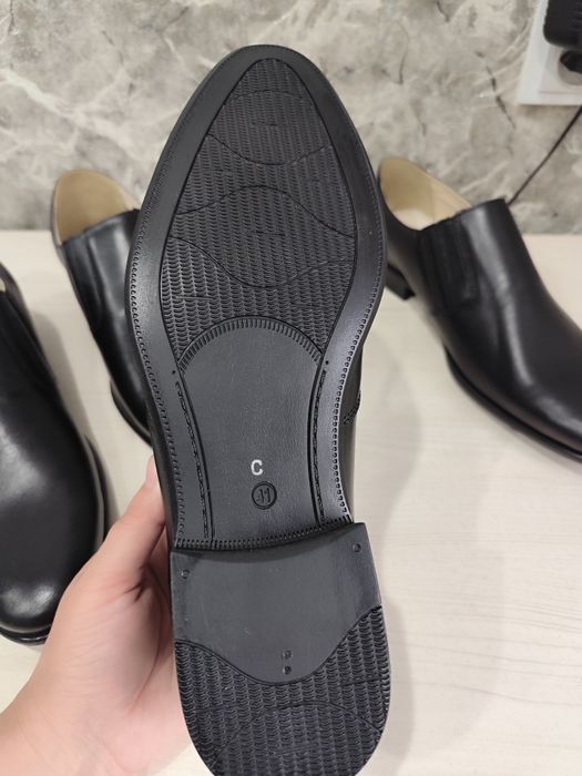 Продам мужские туфли