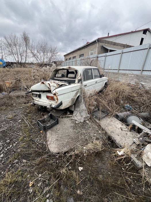 Продаю машину хорошую