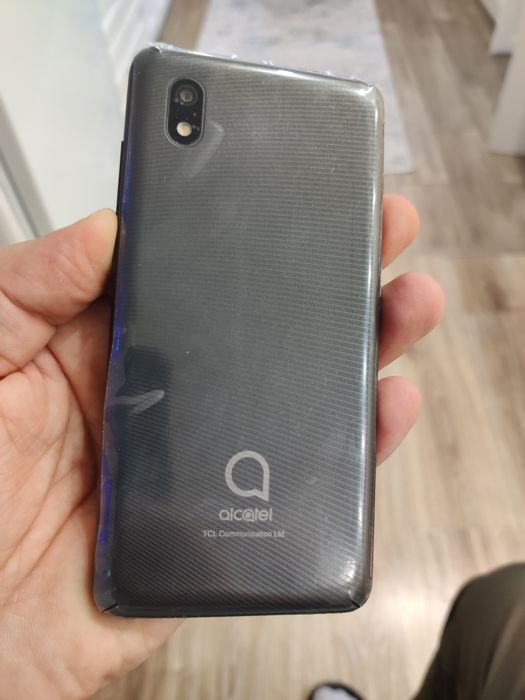 Смартфон Alcatel 1B Нов