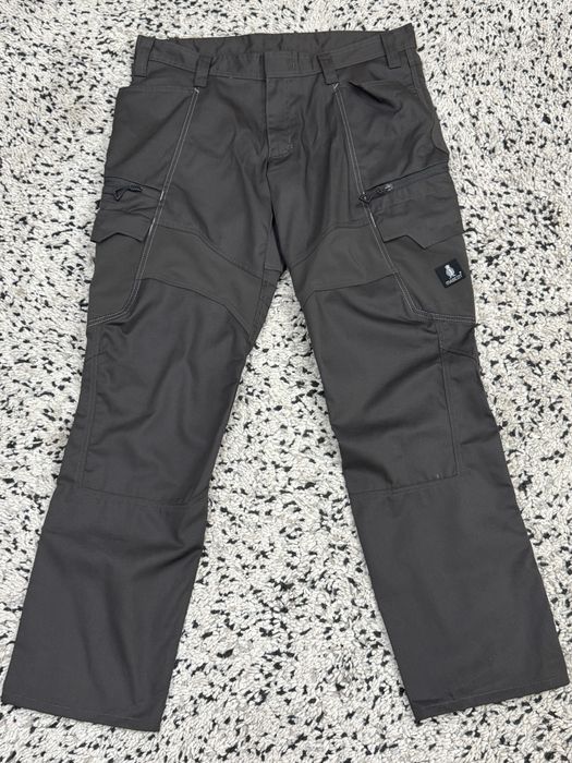 Мъжки работен панталон MASCOT . Размер 52